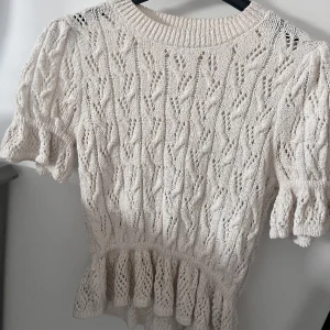 Topp - Så söt topp ifrån zara🩵🩵