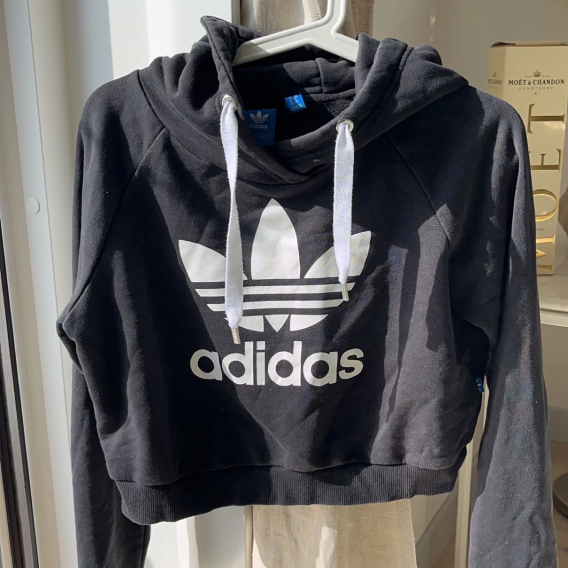Croppad adidas hoodie - 90