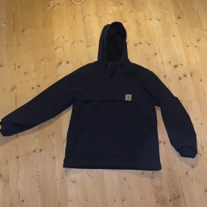 Carhartt jacka  - Bra skick ny pris är 2300