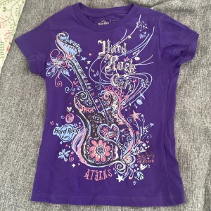 Lila topp - Jättesnygg y2k topp💞 använd gärna köp nu💓