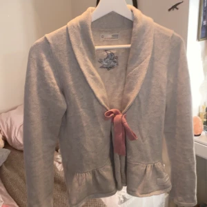 Odd molly kofta! - extremt bra skick! Knappt användt! Passar till mycket och as bekväm!💕🫶