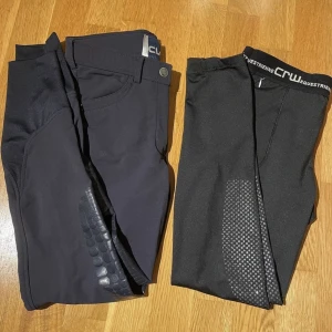 Ridbyxor/leggings  - Blå byxa stl 38 (bra skick). Svarta stl M (är intagna lite i midjan men fortfarande stretchiga, också bra skick. Säljes gärna tillsammans. 