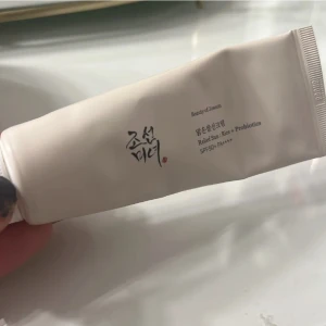 Solkräm - Solkräm från beauty of joseon. 2/3 kvar. 