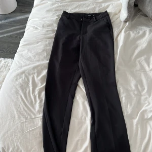 Bikbok kostymbyxa  - Som nya 