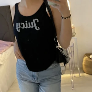 Juicy topp - As fin topp knappt använd 