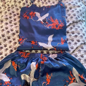 Pyjamas  - Jag fick flera sätt i blå men använder inte shortsen och linnet🩵💙 Shortsen är urläckra😍