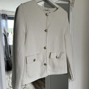 kofta - jättefin kofta i fint skick 😊