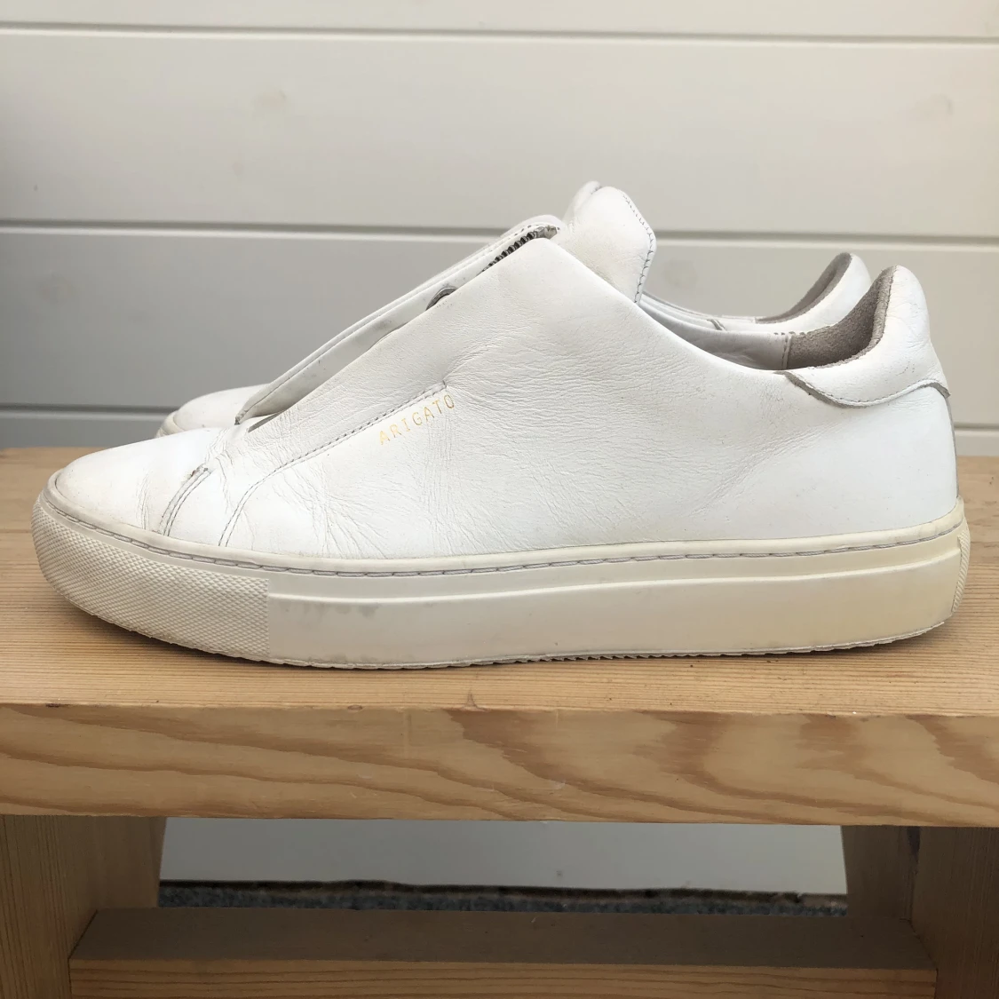 Vita Arigato storlek 39
