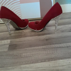 Skor - Så snygga inte alls använda 