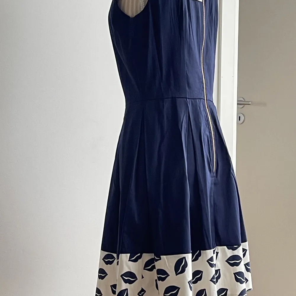 Closet Cocktail dress , st 38 Längd 45 cm. Klänningar.