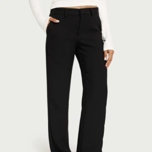 Nelly kostymbyxor  - Low Waist kostymbyxor 