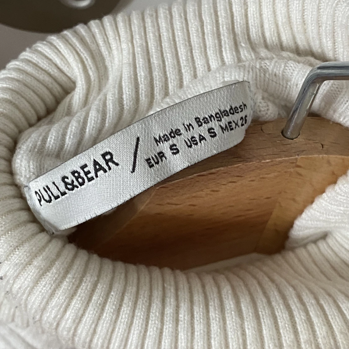 Pullbear stickat - 90