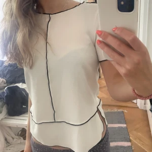 Zara topp - Supersöt topp, använd ett fåtal gånger! 