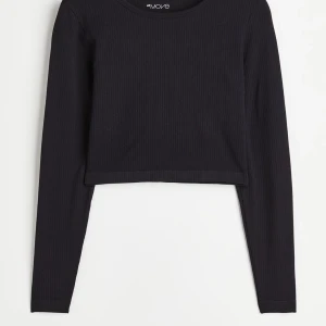 Långärmad tröja från HM - En träningströja i natt grön/grå färg (fungerar utmärkt att använda som en tröja till vardags också) ribbad, storlek S 