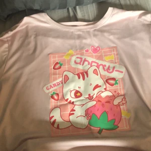 Rosa tröja - Rosa gullig tröja från romwe/shein som är väldigt stretchig, inga fel förutom på bild 2