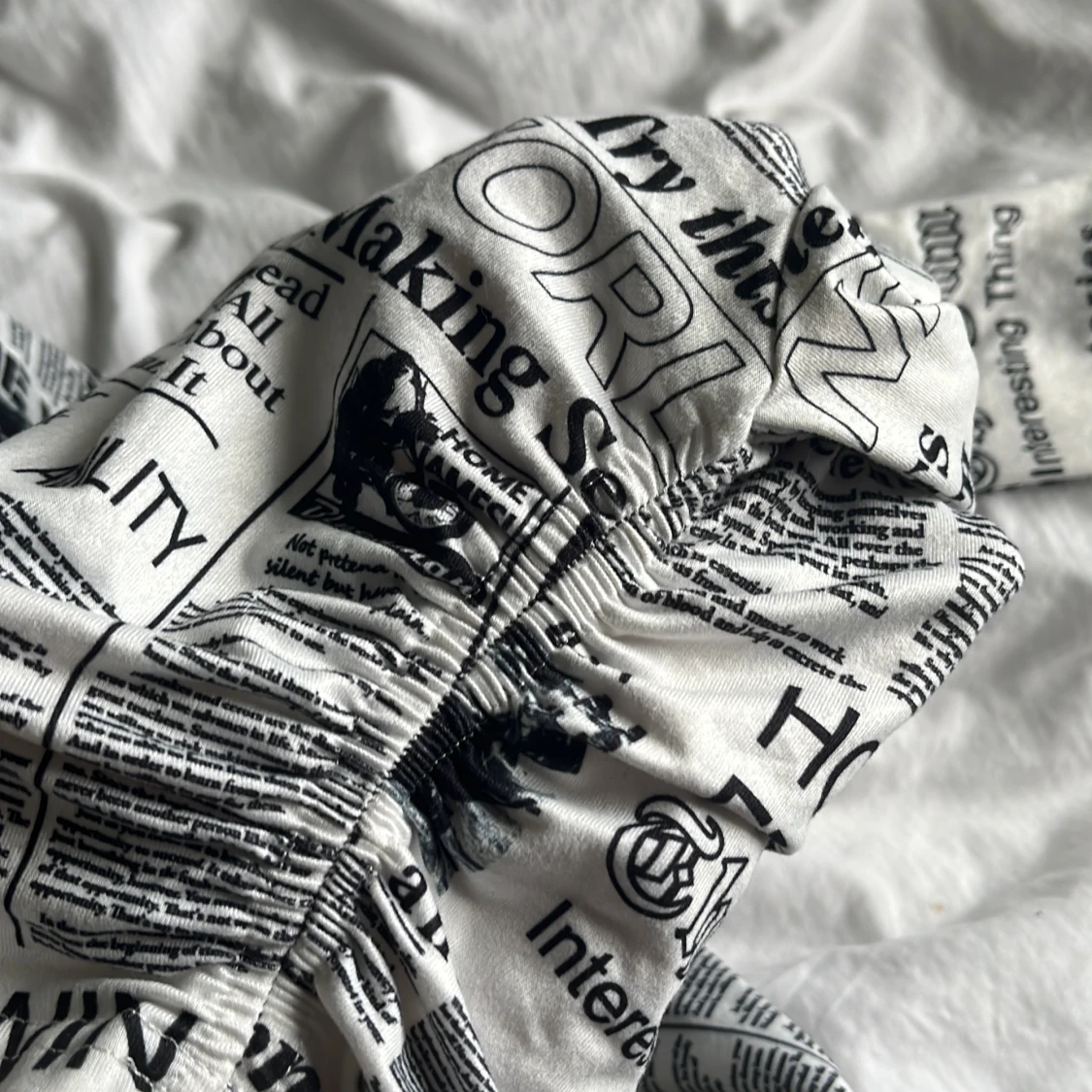 Cool tröja med tidnigs mönster - 90