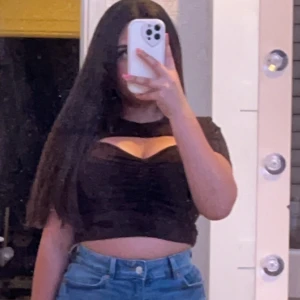 Brun topp - Chokladbrun sjukt snygg topp, passar stl xxs-m.