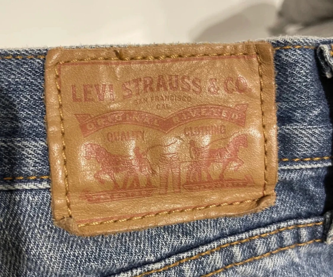 Levis shorts  - 91