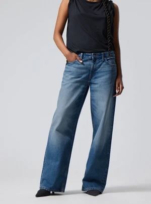 Ample weekday jeans - :)