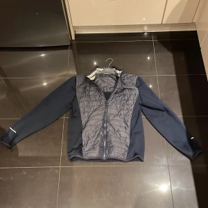 Calvin klein - De är bra för o va grish för ett billigt pris o samma kvalite