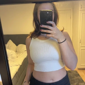 Vit topp - Från junkyard