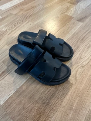 Sandaler - Oanvända St 37