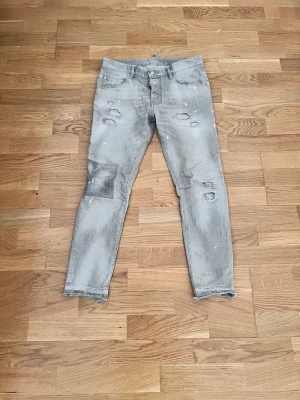Dsquared 2 skater jeans STL 46 IT - 100% äkta kvitto finns