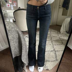 Snygga jeans från MiH! Super sköna och sitter super bra!!