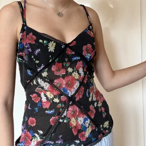 Linne från Karen Millen - I 100% silke så otroligt fint!