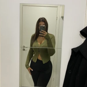 Tröja - Gratis frakt