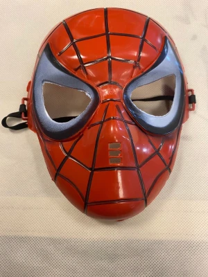Spindelmannen Mask - 59kr/st  Frakt 49kr. Sammafrakt 