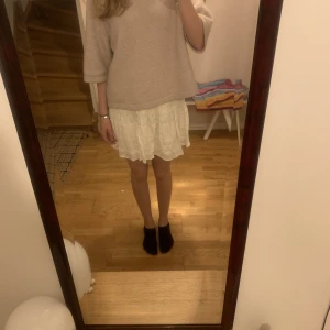 Vit kjol - Så fin vit kjol från zara, perfekt på sommaren💕