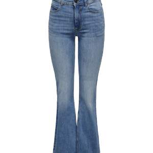 Blåa jeans från JDY, Flora Flaerd  W32 L30 Använda en gång Nypris 450kr Priset är inklusive frakt 