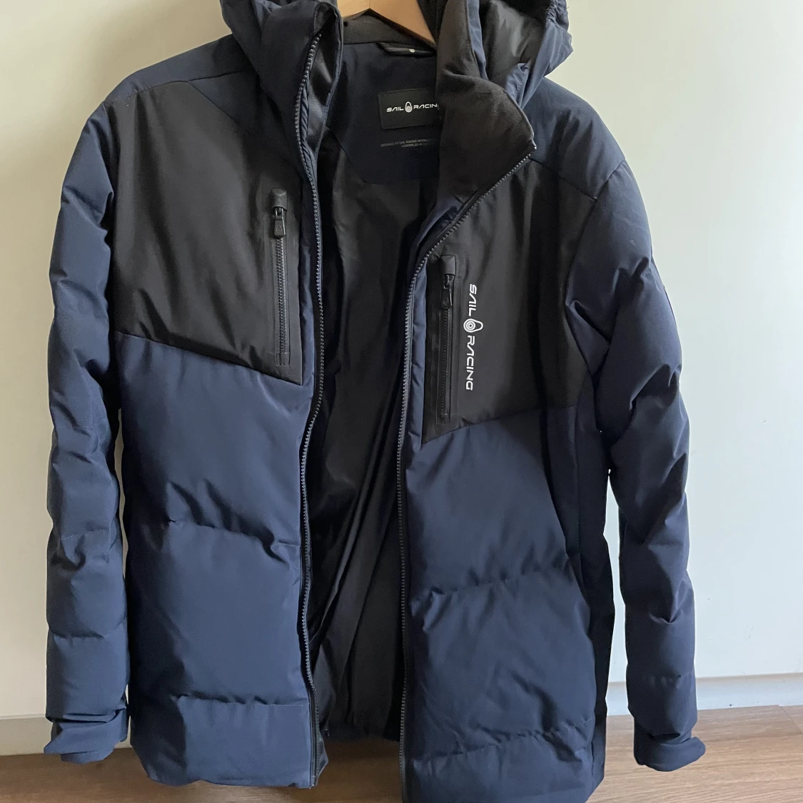 Sail racing patrol down jacka