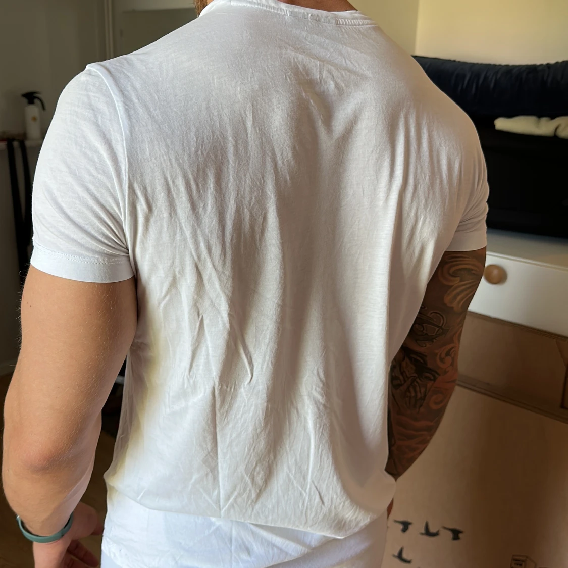 Armani T-Shirt (M) - 90