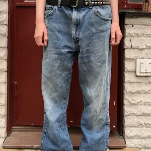 snygga jeans köpta second hand!