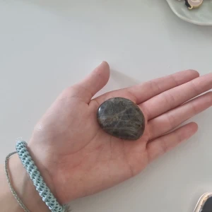Palm stone - Palm stone full flash labradorit 🩷🫶
