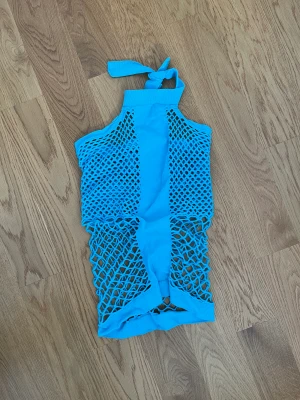 ’Ibiza’ topp - Mesh-topp. Snygg till beachen!🪼 Skulle säga mellan xs-m storleksmässigt!💘