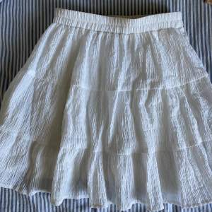 Vit kjol från Shein 🤍