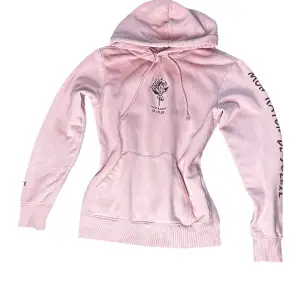 Pink hoodie from H&M in size M. It is 1-2 years old and barely used.