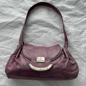 Väska - Peter Kaiser väska i äkta läder