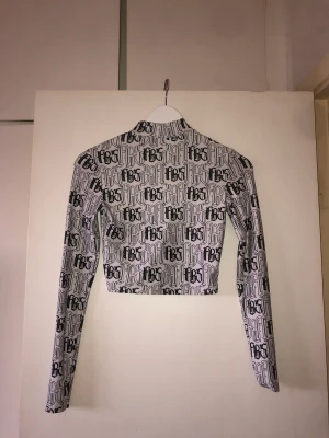 Tröja från Newyorker - Aldrig använd!!