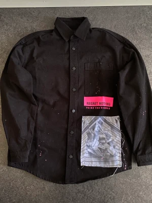 Zara overshirt  - Helt ny Oanvänd. Säljer den eftersom den är för stor för mig.