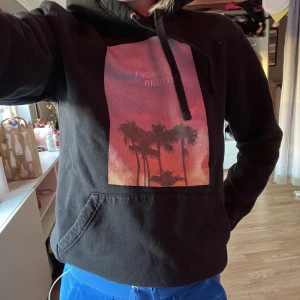 The Cool Elephant hoodie  - The cool elephant hoodie, strl xs/S använd men fortfarande fint skick
