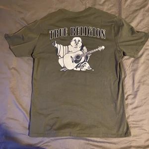True Religion T-shirt - Helt oanvänd Nypris 799kr