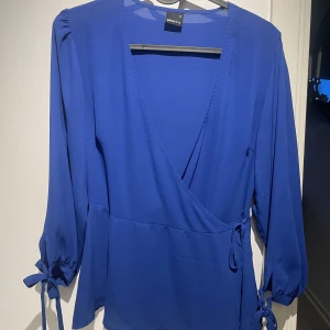 Top - Topp från Gina Tricot så gott som oanvänd 