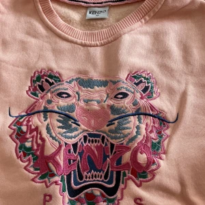 Kenzo tjocktröja  - Storlek M knappt använd 