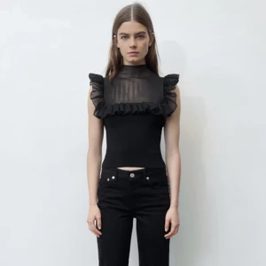 topp - svart topp från zara, strl xs💕