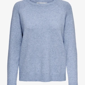 Tröja  - Jätte fin blå tröja som nästan aldrig är använd 🩵bara att skriva för fler bilder