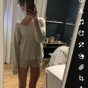 stickad tröja  - stickad tröja från hm